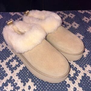 UGG Tazzelle Suede platform slippers
